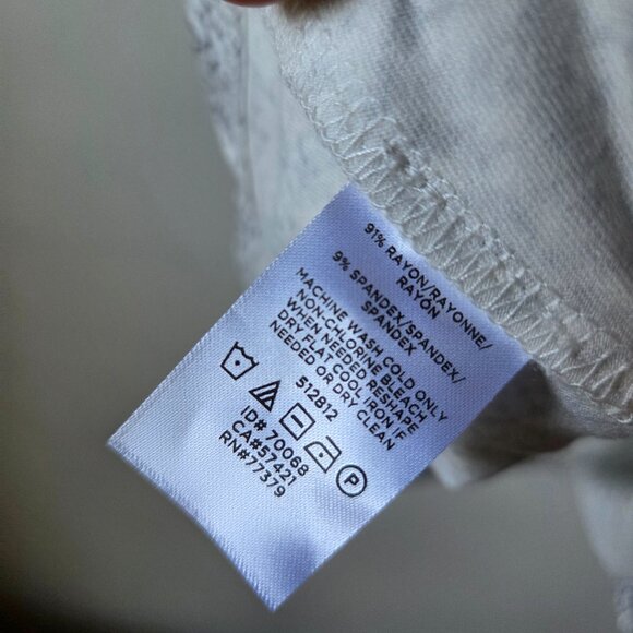 NWT ANN TAYLOR SURPLICE NECK WRAP STYLE SLEEVELESS SNAKESKIN PRINT TOP SIZE M - Picture 14 of 16